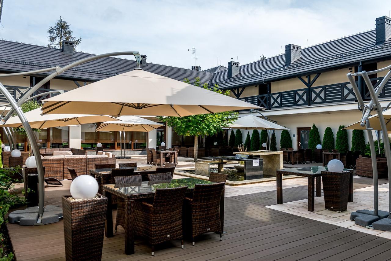 Hotel Amazonka Conference And Spa Цехоцинек Экстерьер фото