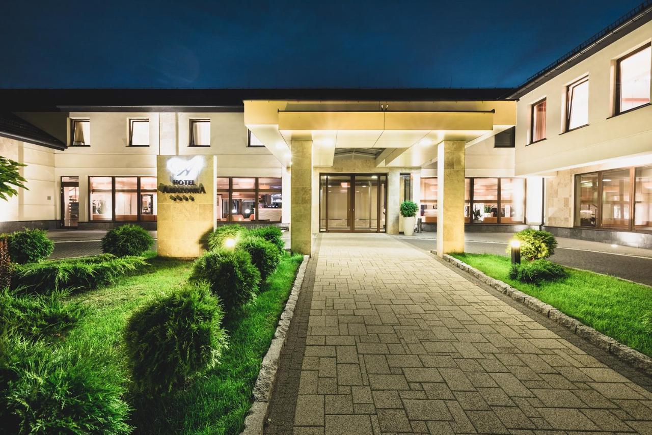 Hotel Amazonka Conference And Spa Цехоцинек Экстерьер фото